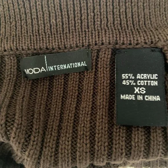 Victoria's Secret (Moda International) Vintage Sweater Dress; Brown; XS w/belt - Picture 4 of 6